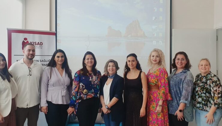 Kıbrıs Kadın Sağlığı Araştırma Derneği, bilgilendirme paneli ve söyleşi gerçekleştirdi