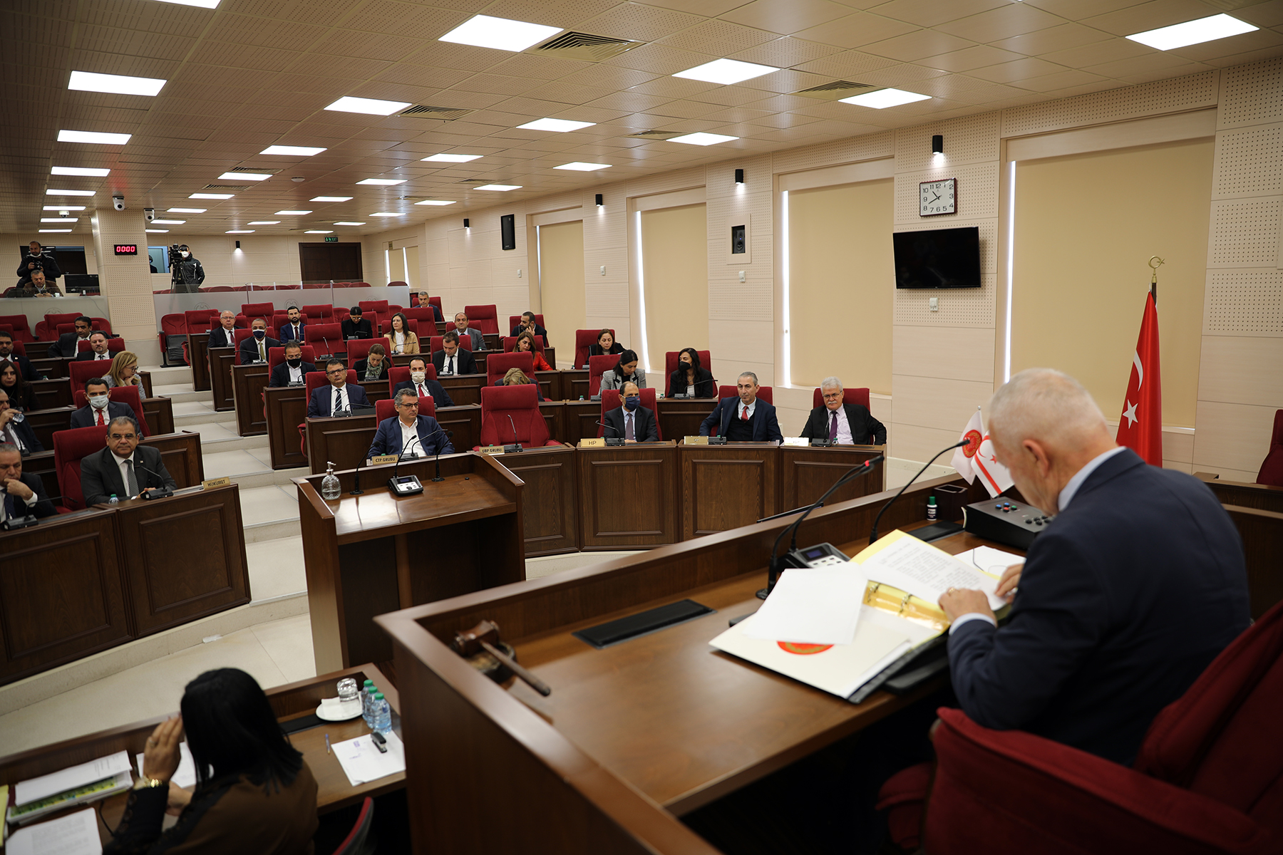 Meclis’te Belediyelerin Birleştirilmesine İlişkin Özel Yasa Tasarısı” görüşülüyor