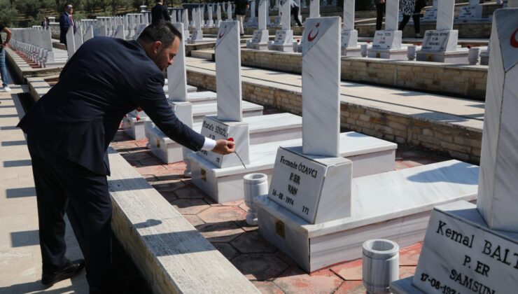 Tarım Bakanı Çavuş, Boğaz Şehitliğini ziyaret etti