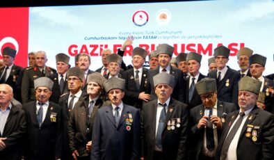 Cumhurbaşkanı Tatar, Samsun’da Kıbrıs gazileriyle bir araya geldi:”Kuzey Kıbrıs Türk Cumhuriyeti bağımsız bir devlettir, özgür bir devlettir, Kıbrıs Türk halkı kendi hürriyetiyle geleceğe yürümektedir”