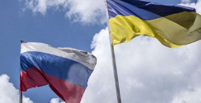 Donbas’ta tansiyon yüksek: 1 Ukrayna askeri öldü