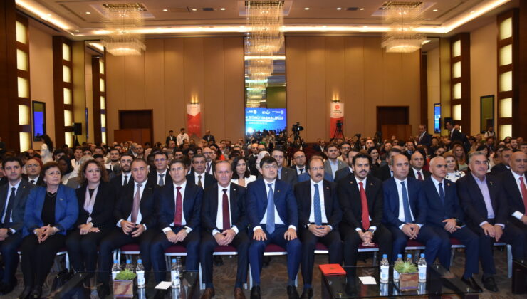 Dünyanın farklı ülkelerinden Türkiye mezunları Bakü’de buluştu
