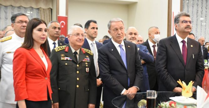 TC Milli Savunma Bakanı Akar:Türkiye Cumhuriyeti, Kıbrıs’taki garantörlük görevini eksiksiz şekilde yerine getirmeyi sürdürecek
