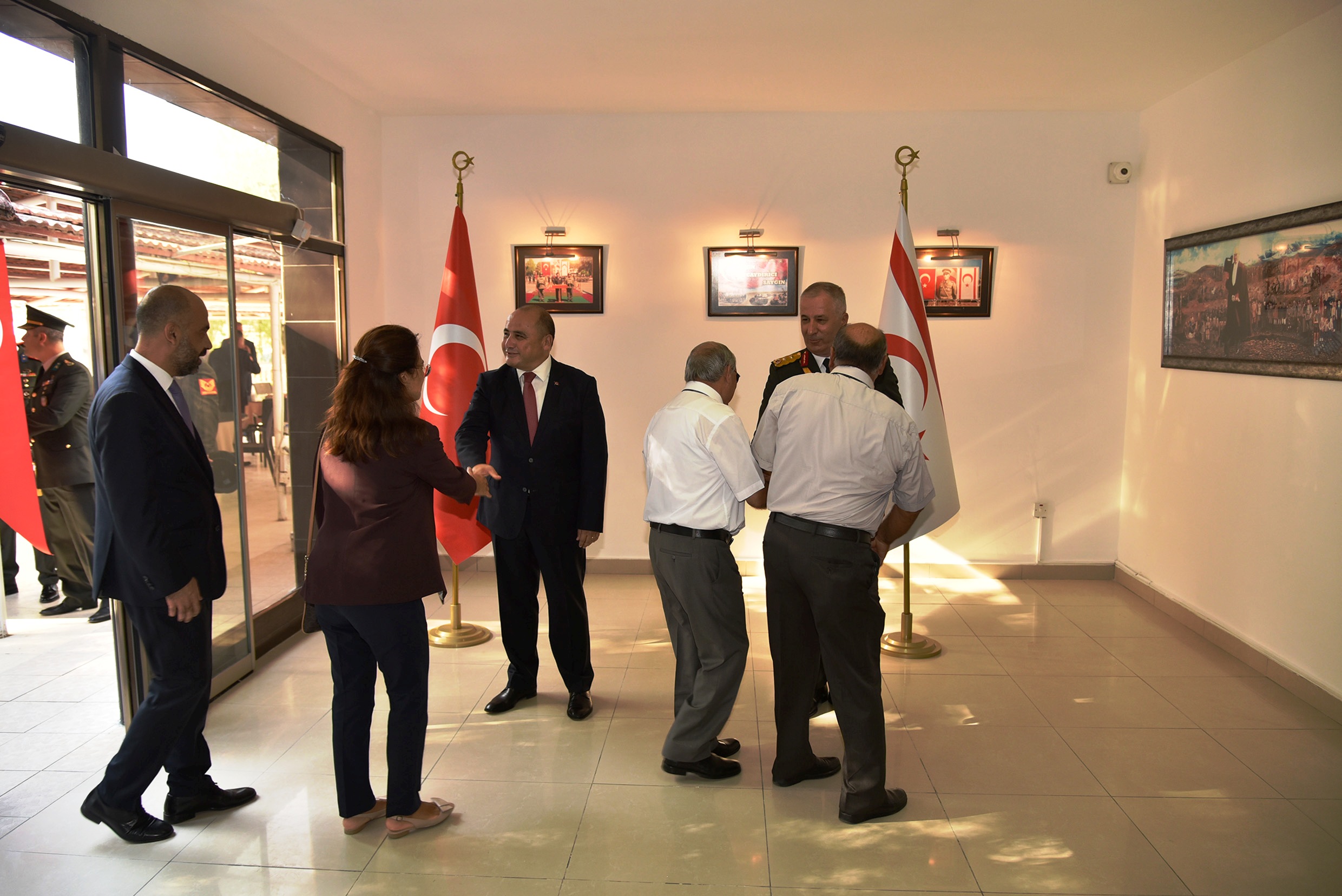 30 Ağustos Zafer Bayramı kutlamaları TC Lefkoşa Büyükelçisi Başçeri’nin tebrik kabulü ile başladı
