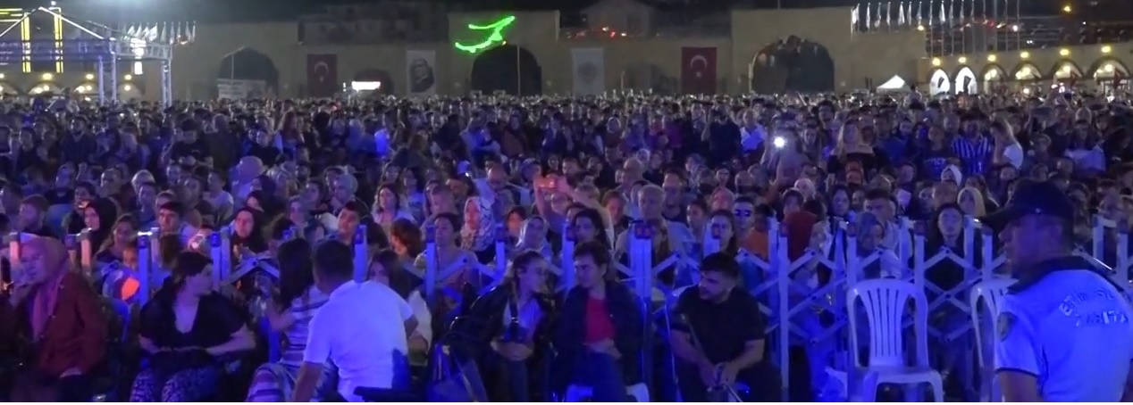 Anadolu Günleri Kültür ve Sanat Festivali kapsamında KKTC gecesi yapıldı