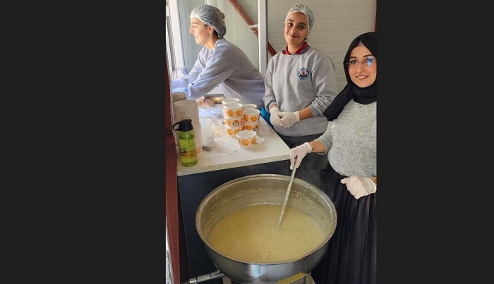 Girne Barış Parkında aşevi kuruldu