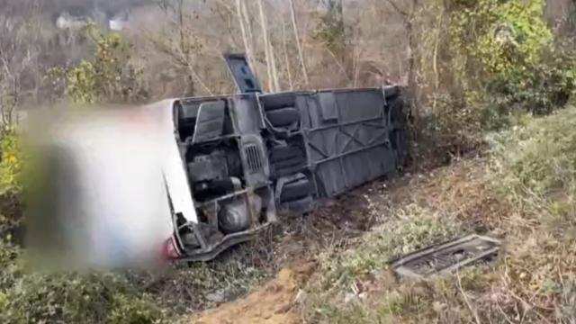 Bartın’da yolcu otobüsü devrildi: İlk belirlemelere göre 39 kişi yaralandı