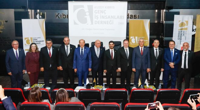 Cumhurbaşkanı Tatar:İş insanlarının başarısının zemini devlettir