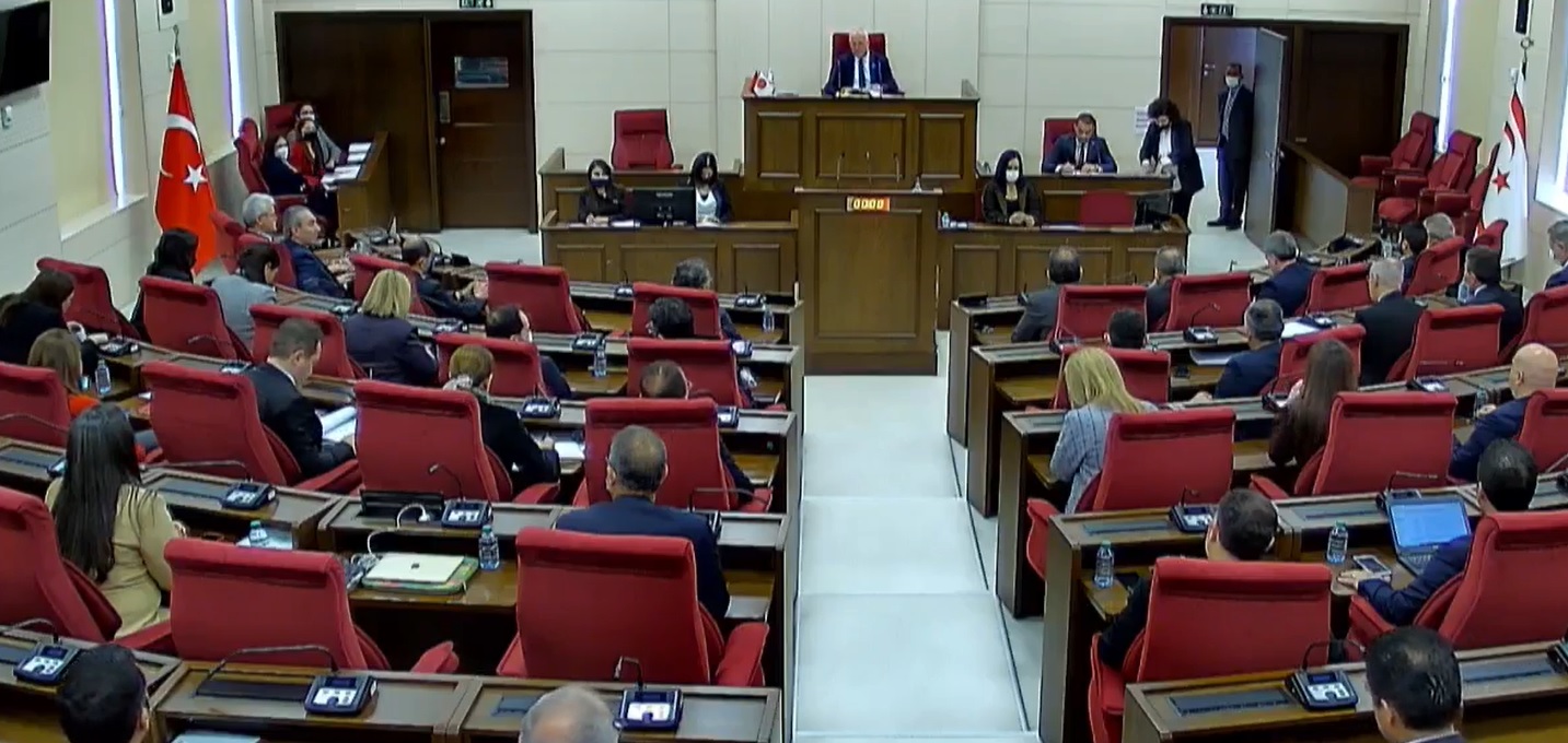 UBP-DP-YDP koalisyon hükümeti Cumhuriyet Meclisi’nden güvenoyu aldı