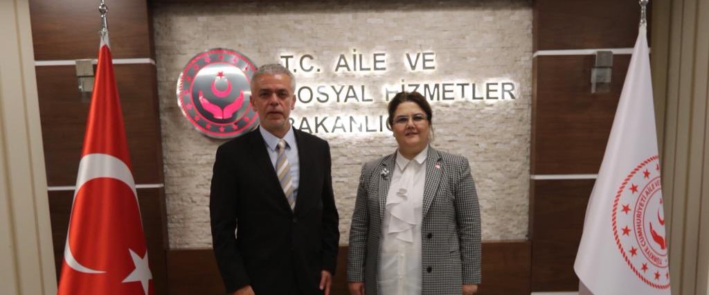 Ankara Büyükelçisi Korukoğlu,   TC  Aile ve Sosyal Hizmetler Bakanı Derya Yanık’ı ziyaret etti