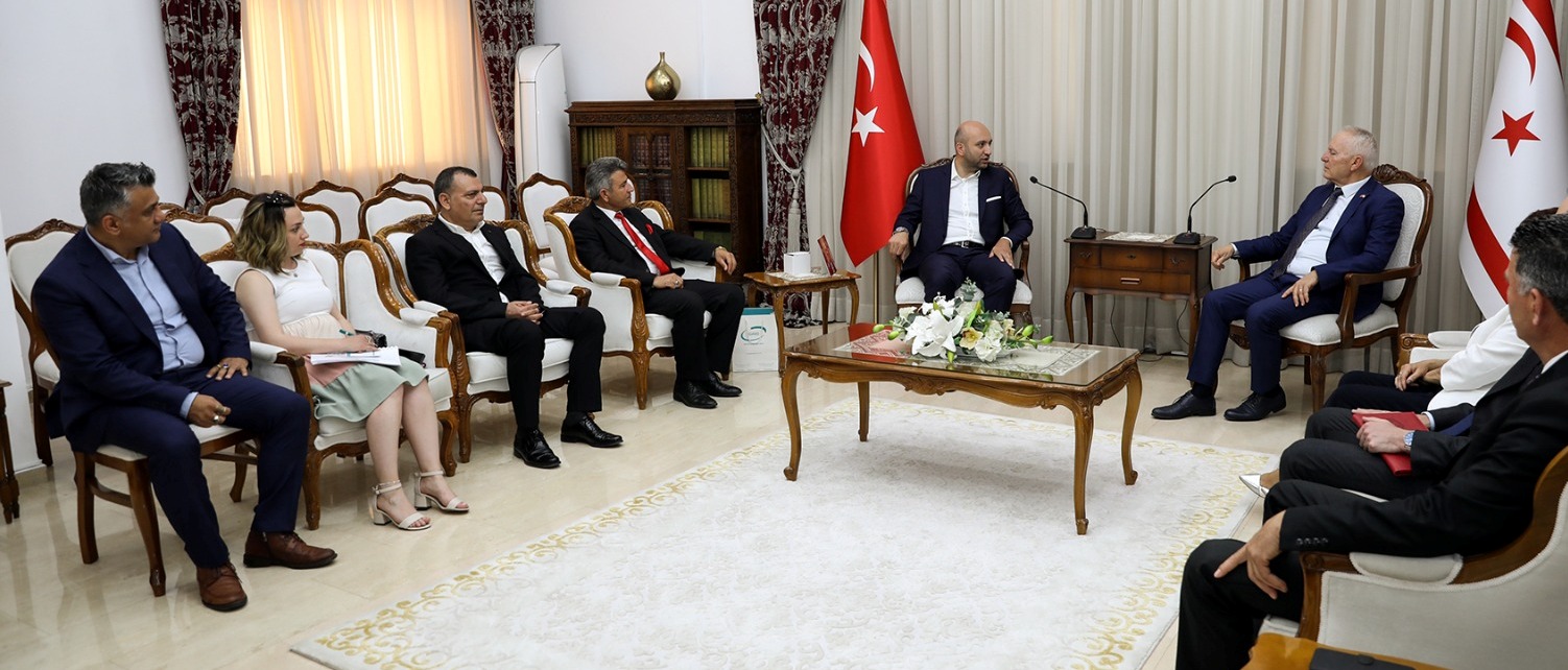 Töre, Türk Arap Dostluk Derneği heyetini kabul etti