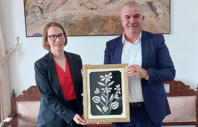 Dipkarpaz Belediye Başkanı Suphi Coşkun, ABD’nin Güney Kıbrıs Büyükelçisi Judith Garber’le görüştü