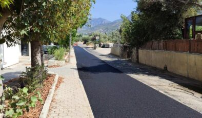 Girne Belediyesi asfalt çalışmalarına devam ediyor
