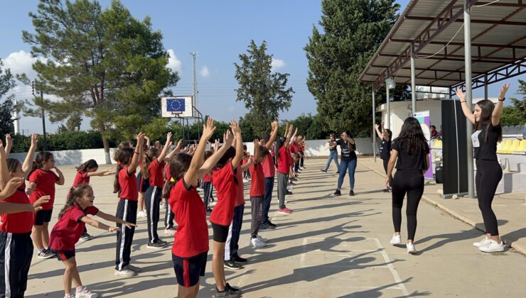 Fizyoterapistler, İskele bölgesindeki ilkokullarda “Koruyucu Omurga Sağlığı” eğitimlerini tamamladı