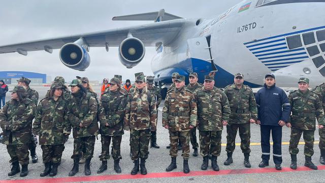 Azerbaycan, Türkiye’ye 227 kişilik yeni arama kurtarma ekibi gönderdi
