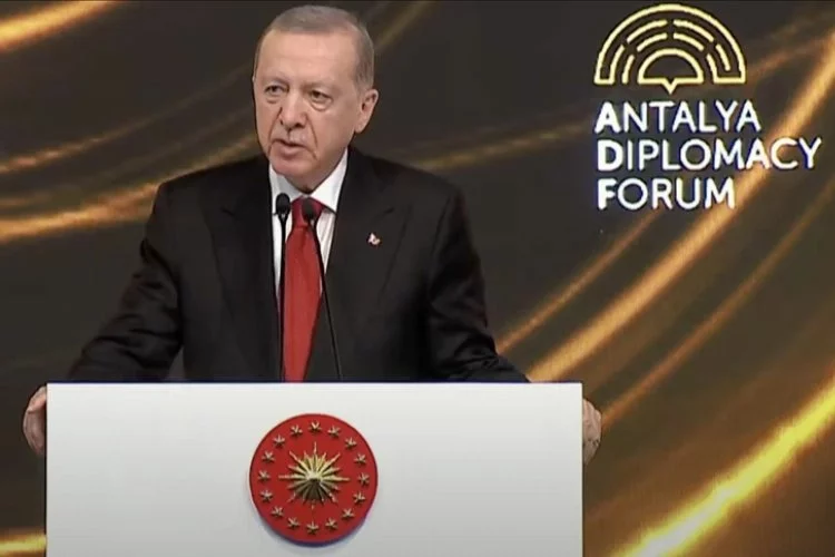 Erdoğan, Antalya Diplomasi Forumu’nda konuştu:21. yüzyıl, beklentilerin tam aksine giderek bir buhranlar çağına dönüşmektedir