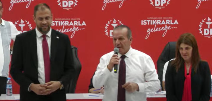Demokrat Parti kurultayında Fikri Ataoğlu yeniden başkan seçildi