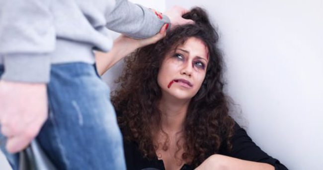Rum kadınları şiddet mağduru
