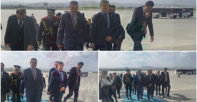Başbakan  Üstel ilk resmi ziyareti için Ankara’ya gitti