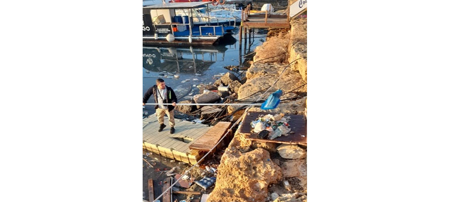 Girne Antik Limanda temizlik çalışmaları devam ediyor