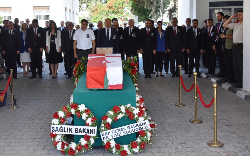 Vefat eden Kurucu Meclis Üyesi Özter için Meclis bahçesinde tören düzenlendi