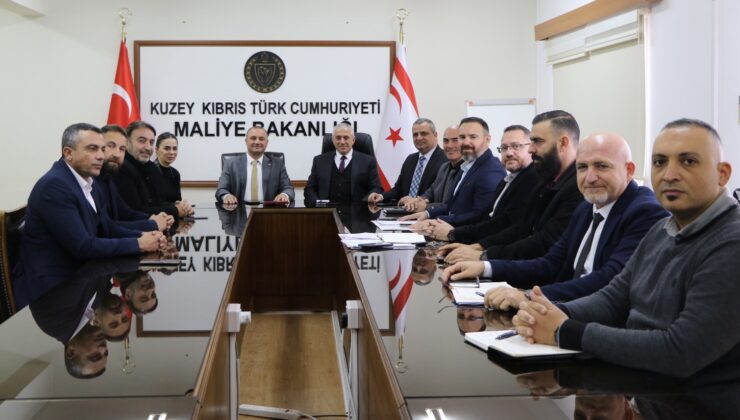 Maliye Bakanı Şan ile Çalışma ve Sosyal Güvenlik Bakanı Taçoy, kamuda örgütlü sendikalarla görüştü