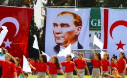 23 Nisan Ulusal Egemenlik ve Çocuk Bayramı… Girne 20 Temmuz Mete Adanır Stadyumu’nda tören düzenlendi