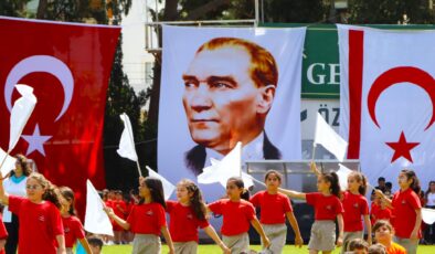 23 Nisan Ulusal Egemenlik ve Çocuk Bayramı… Girne 20 Temmuz Mete Adanır Stadyumu’nda tören düzenlendi