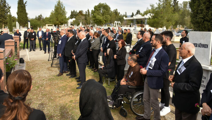 Salih Miroğlu 19’uncu ölüm yıl dönümünde mezarı başında anıldı