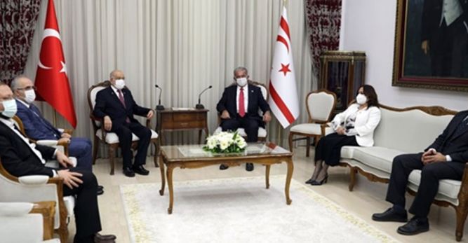 Meclis Başkanı Sennaroğlu, Saadet Partisi Genel Başkanı Karamollaoğlu’nu kabul etti