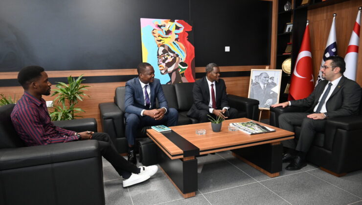 Togo Ankara Büyükelçiliği Müsteşarı Kamala Bidialou Bahçeşehir Kıbrıs Üniversitesini ziyaret etti