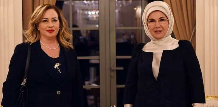 Sibel Tatar, Emine Erdoğan’ı telefonla arayarak taziyelerini iletti