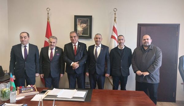 Başbakan Sucuoğlu Memur-Sen’in davetlisi olarak ülkede bulunan heyeti kabul etti