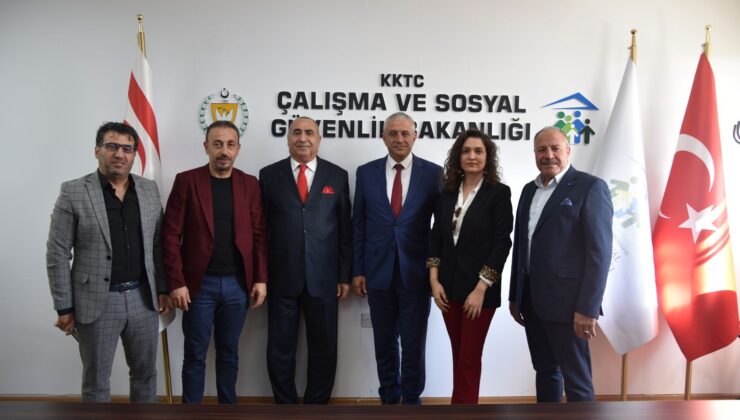 Bakan Taçoy Türkiye’den bazı iş insanı derneği temsilcilerini kabul etti