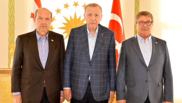 TC Cumhurbaşkanı Erdoğan, Cumhurbaşkanı Tatar ve Başbakanı Üstel ile görüştü