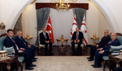 Cumhurbaşkanı Ersin Tatar, Fırat Üniversitesi yetkililerini kabul etti