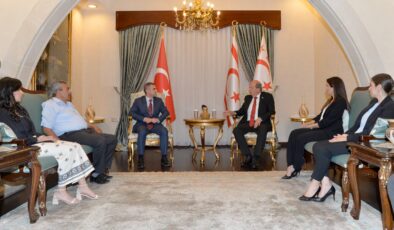 Cumhurbaşkanı Ersin Tatar, Kuzey Kıbrıs Gayrimenkul Değerleme Uzmanları Birliği heyetini heyeti kabul etti