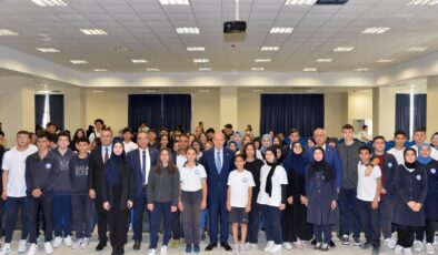 Cumhurbaşkanı Tatar Hala Sultan İlahiyat Koleji’ni ziyaret etti