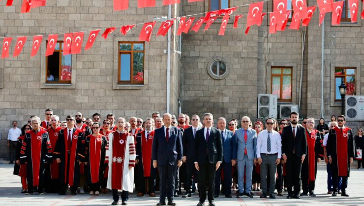 Cumhurbaşkanı Tatar, Süleyman Demirel Üniversitesi mezuniyet törenine katıld