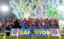 Cumhurbaşkanı Tatar, Kıbrıs Kupası’nı Göçmenköy’e takdim etti