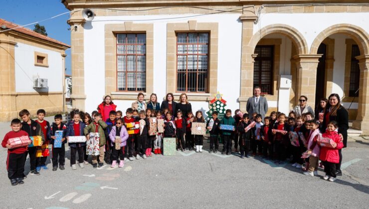 “Yeni Yıl Dilek Ağacı Projesi”, Alayköy İlkokulu’ndaki öğrencilerle buluştu
