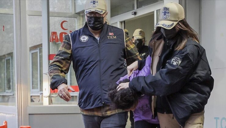 İstiklal Caddesi’ndeki terör saldırısıyla ilgili olarak gözaltına alınan 49 şüpheli adliyeye sevk edildi