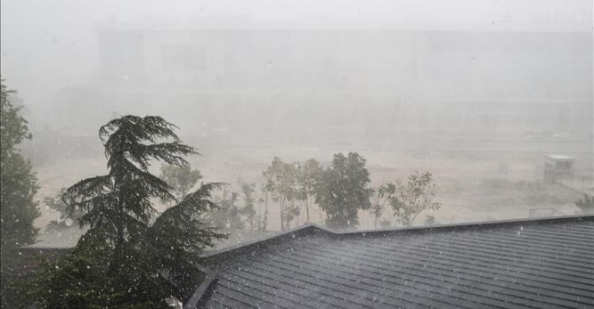 Ankara’da fırtına ve sağanak nedeniyle bir kişi hayatını kaybetti