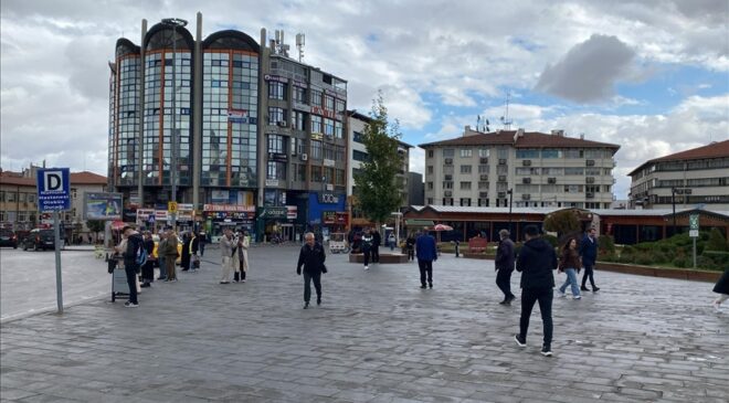 AFAD: “Sivas’taki depremlerle Malatya’daki depremin ilgisi yok, ikisi de birbirinden farklı faylar üzerinde meydana gelen depremler”