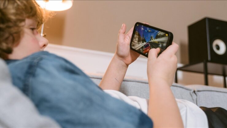Şiddet içeren dijital oyunlar çocuklarda ayrımcı kişilik gelişimine neden olabiliyor