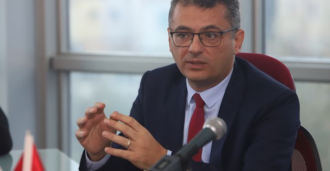 Erhürman, “Yerel Yönetimler Reformu” ile ilgili basın toplantısı düzenledi
