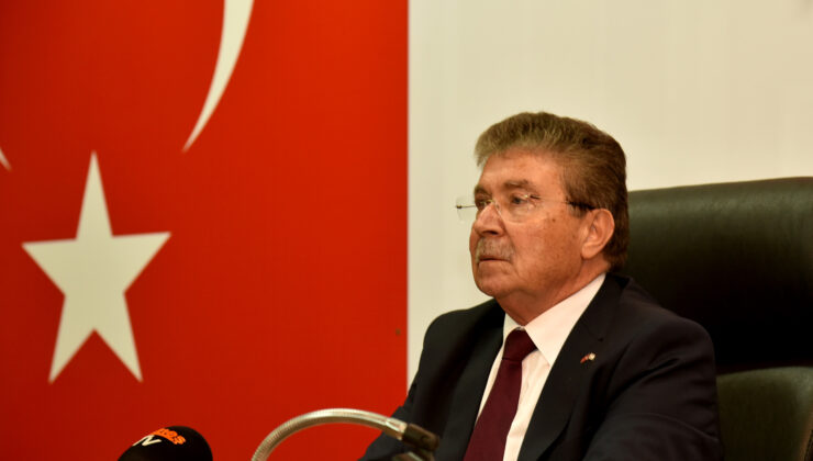 Üstel: Tatar, ulusal dava uğrunda hiçbir fedakarlıktan kaçmadı
